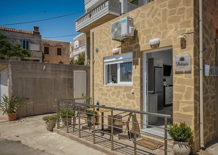 Petra\'S Charming Home, 500M To Beach